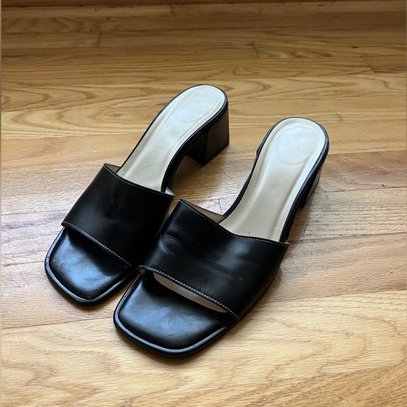 Coach Black Kitten Heels - Picture 1 of 3